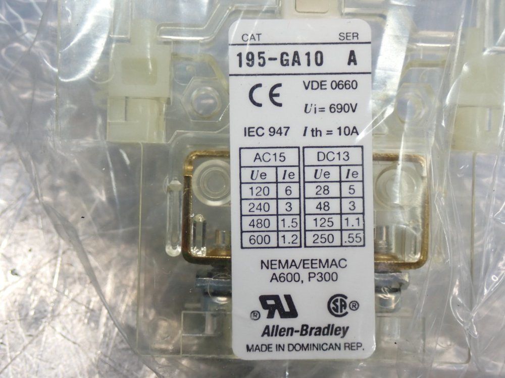 Allen Bradley Auxiliary Contact Switch - 195-ga10