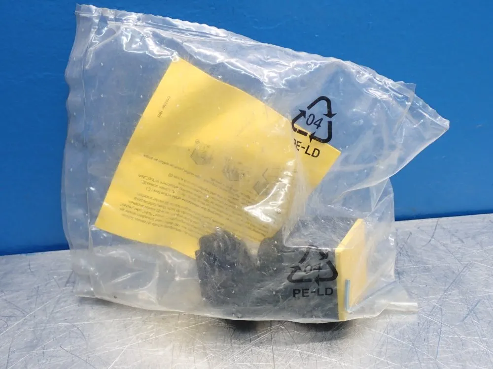 Turck Inductive Proximity Sensor - 1625868