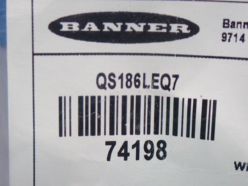 Banner Measurement Range: 15m Qs18 Series Photoelectric Sensor - Qs186leq7