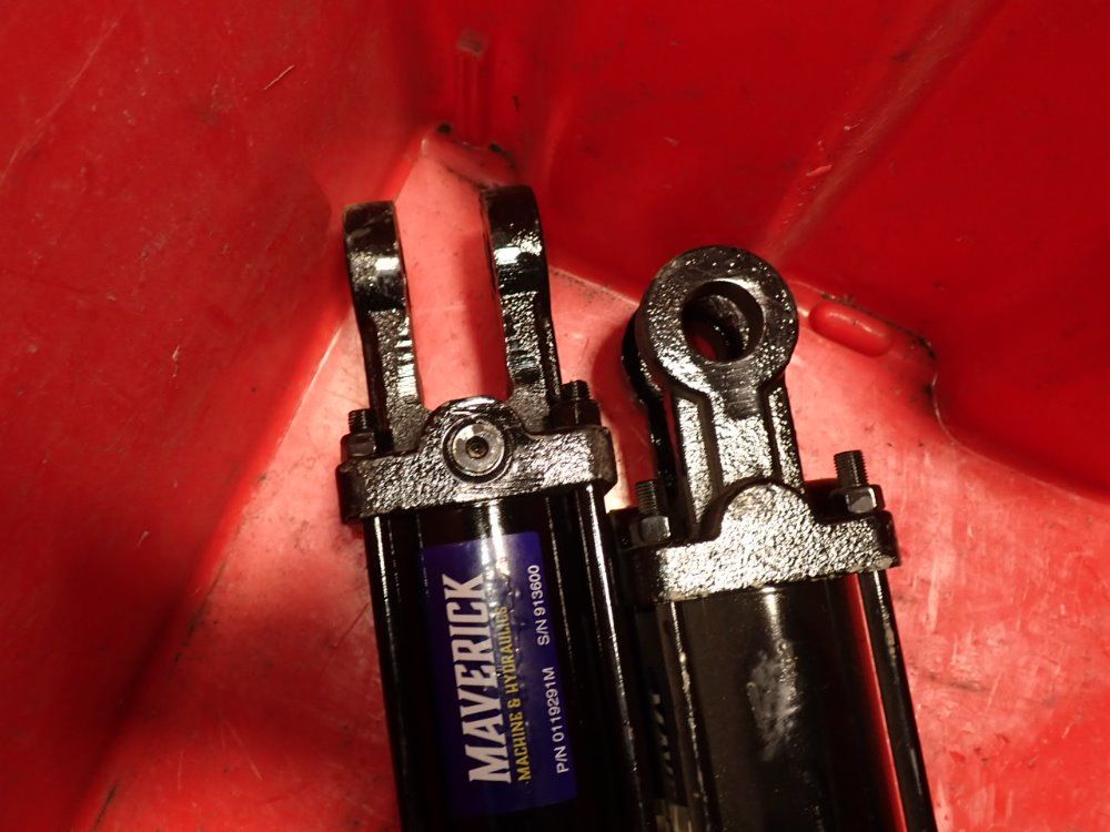  Cylinders