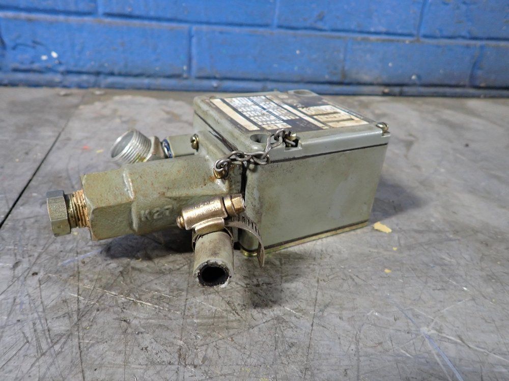 Allen Bradley Pressure Control