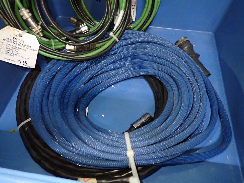  Cables