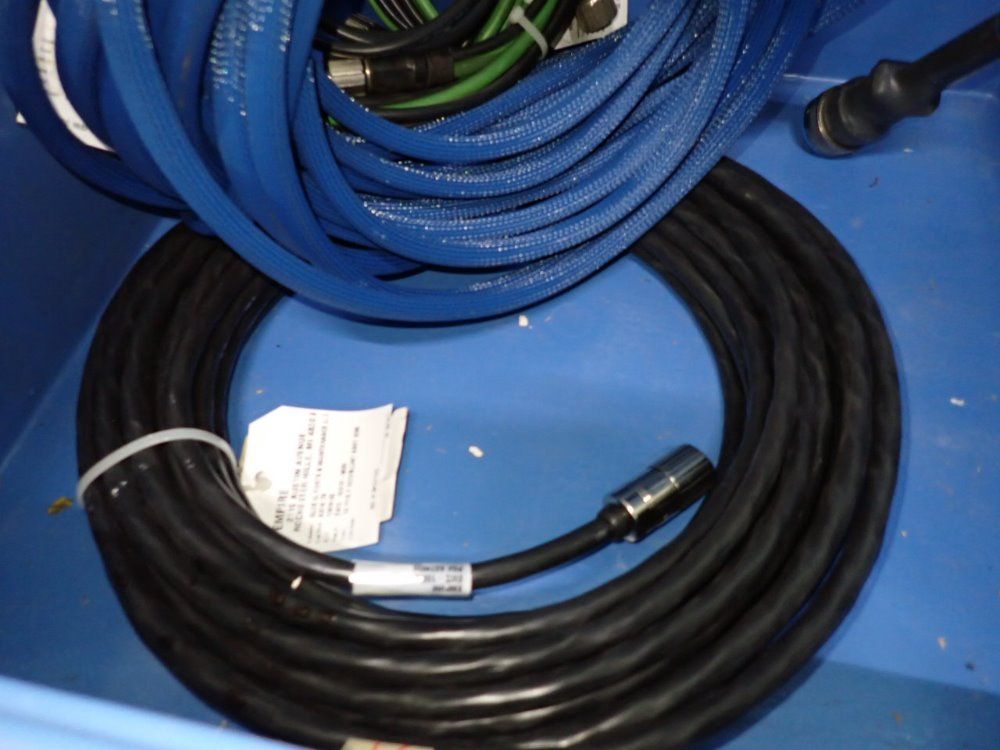  Cables