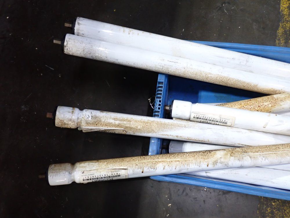  Metal Rods