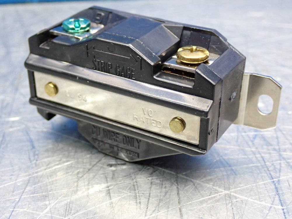 Leviton Industrial Grade Flush Mount Locking Receptacle - L7-20