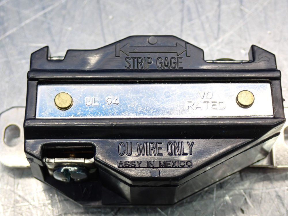 Leviton Industrial Grade Flush Mount Locking Receptacle - L7-20