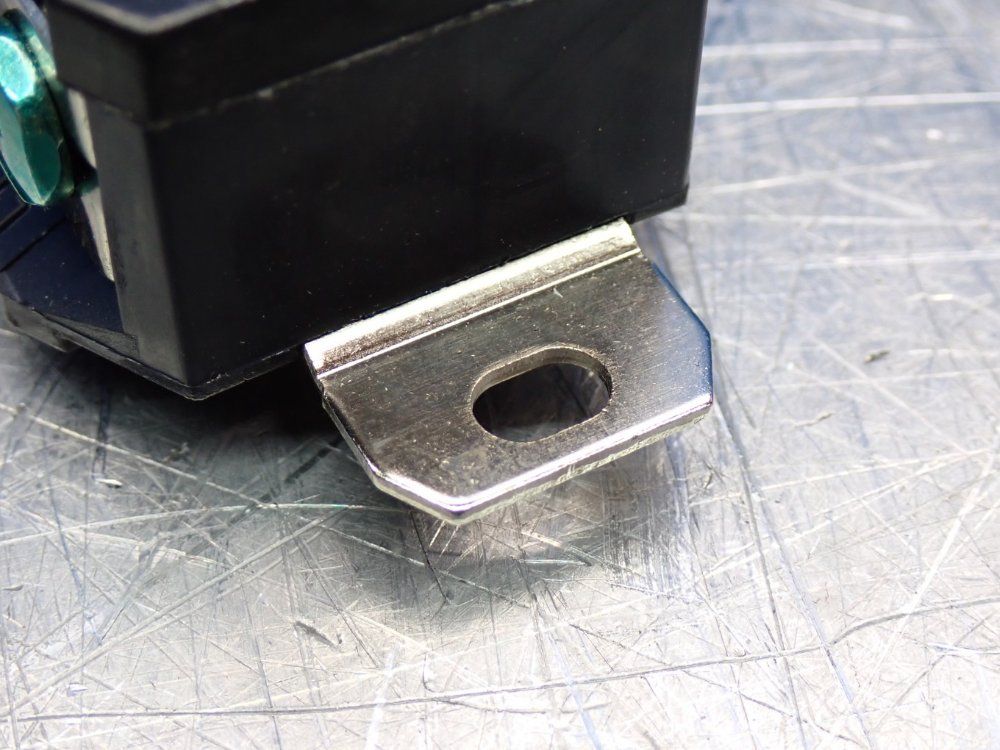 Leviton Industrial Grade Flush Mount Locking Receptacle - L7-20