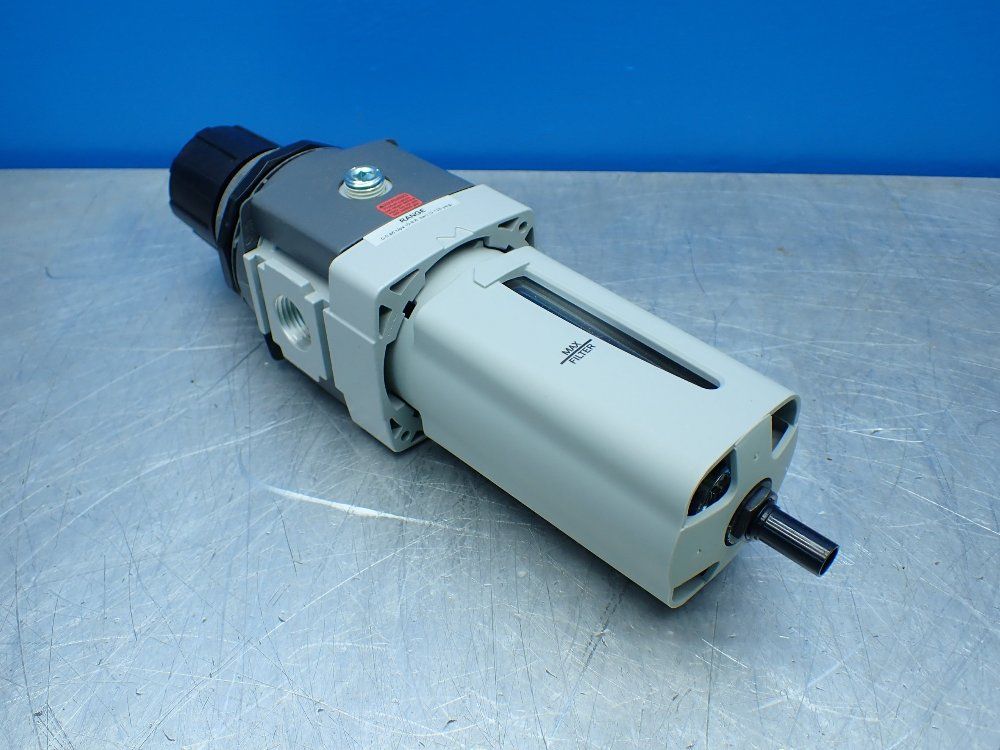 Parker 1/2" Npt 0-125psi Filter / Regulator. - P33ea94egabngp