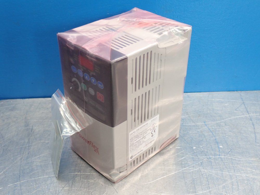 Allen Bradley Powerflex 40 Ac Drive - 22b-d2p3n104