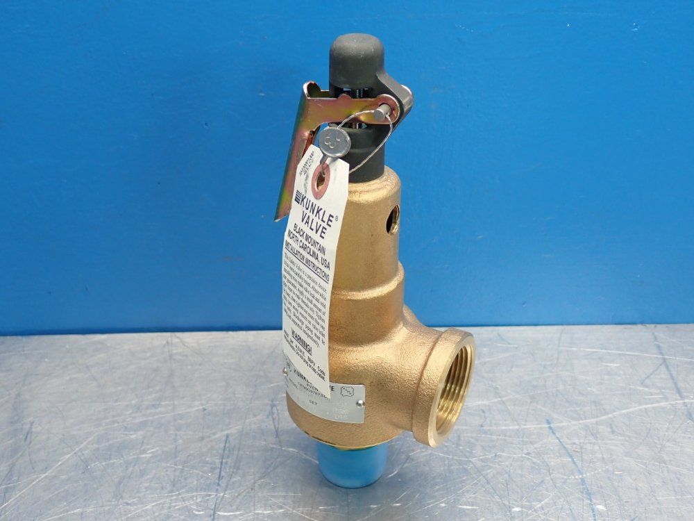 Kunklevalve 250psi, 1" Mnpt X 1¼" Fnpt Saftety Relief Valve - 6010fem01-km-0230