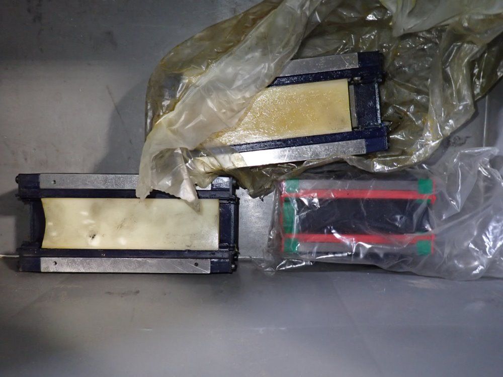  Linear Guide Blocks