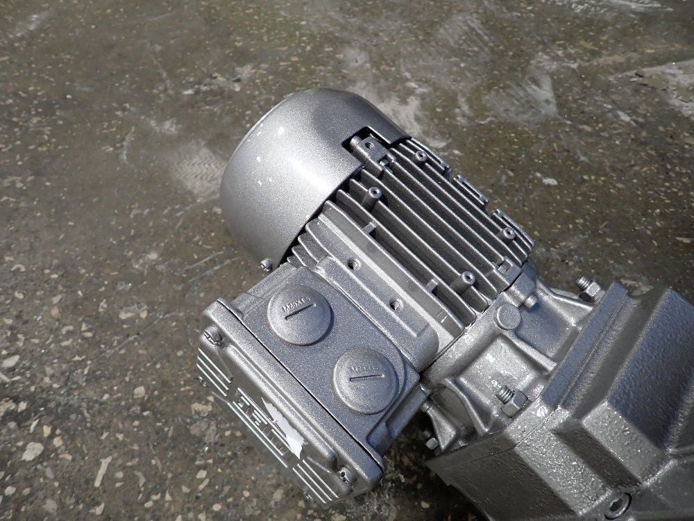 Weg 2019 Weg M310001200a4y0160310 Gear Motor