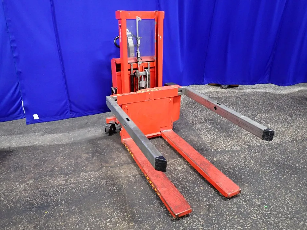 Interthor Electric Stacker