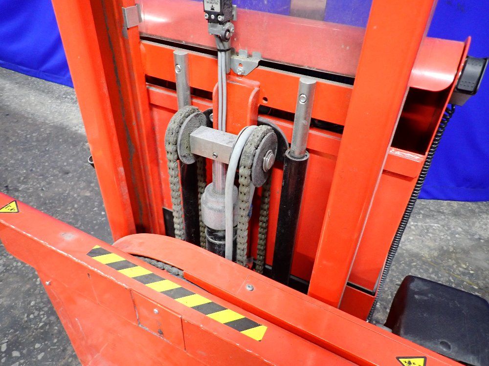 Interthor Electric Stacker