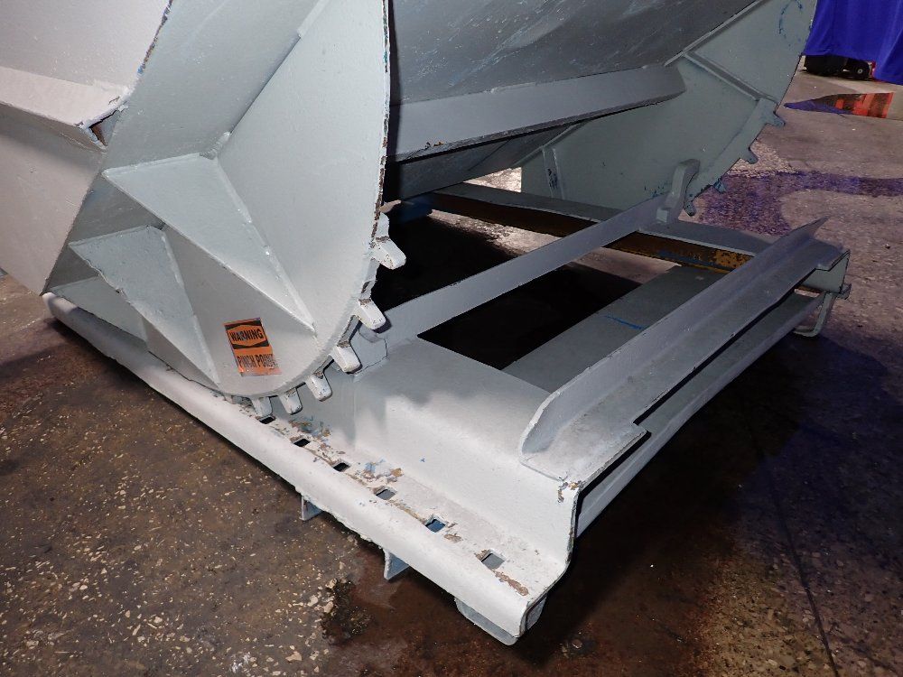  Self Dumping Hopper