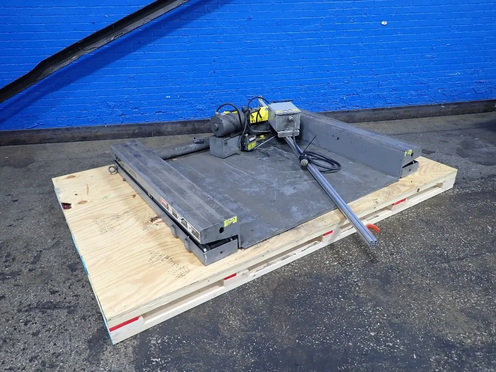 Southworth Lift Table