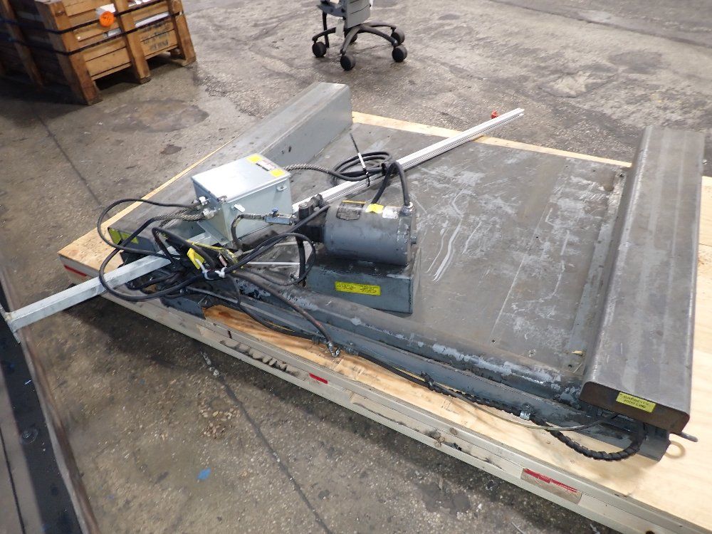 Southworth Lift Table