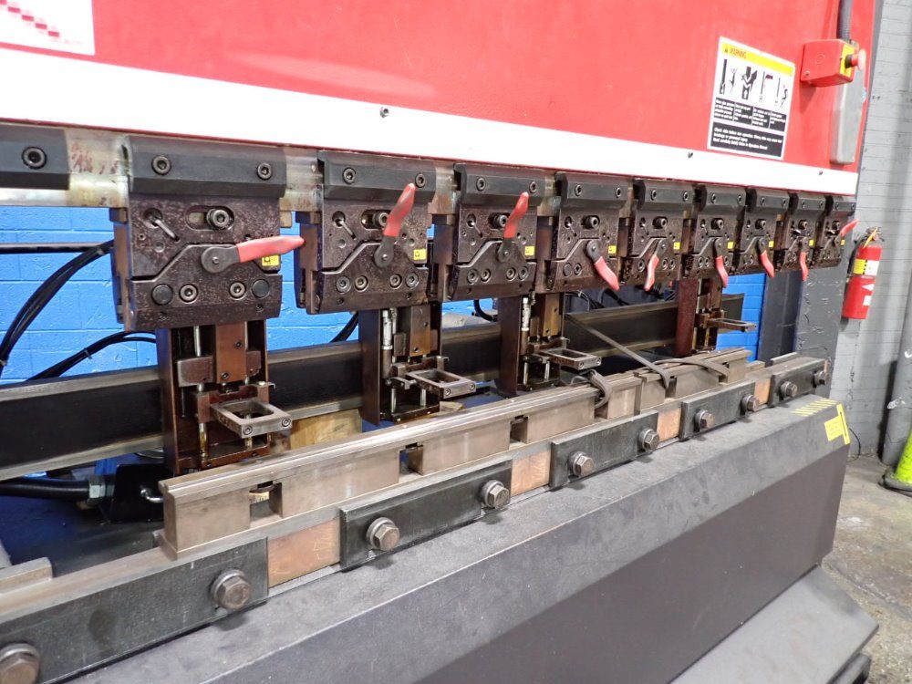 Amada 2000 Amada Rg80 Press Brake