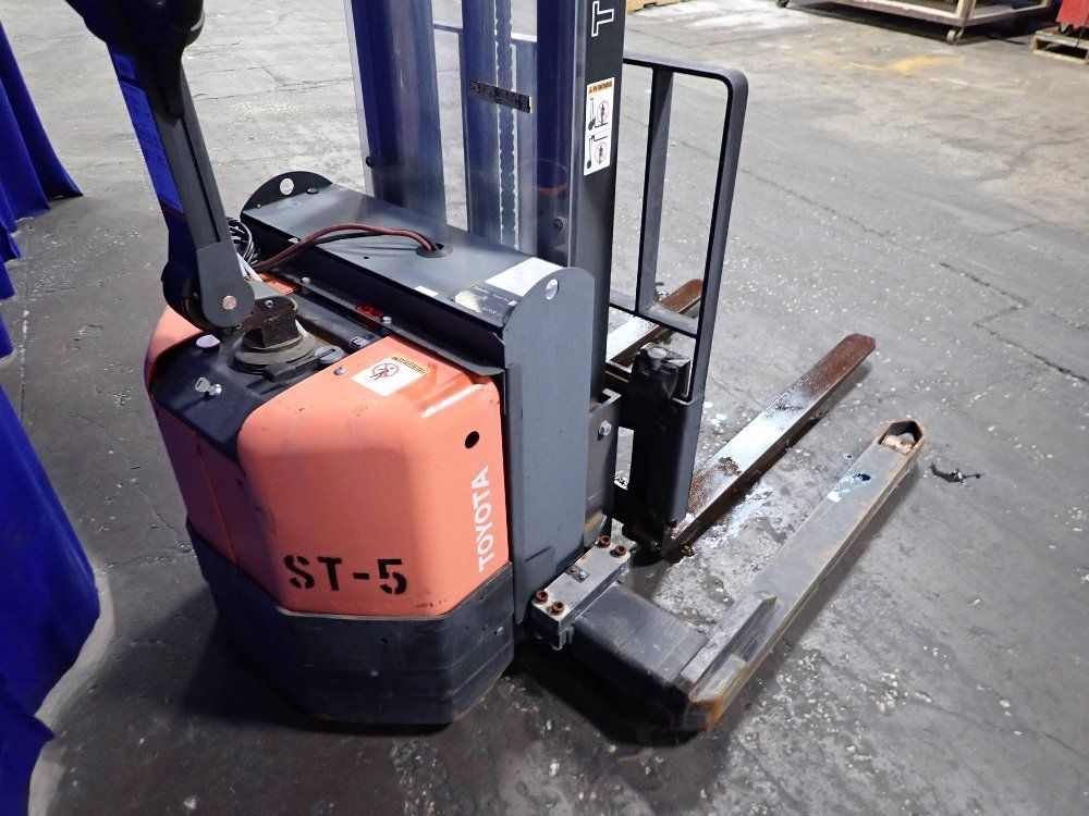 Toyota Toyota 6bws13 Electric Walk Behind Forklift