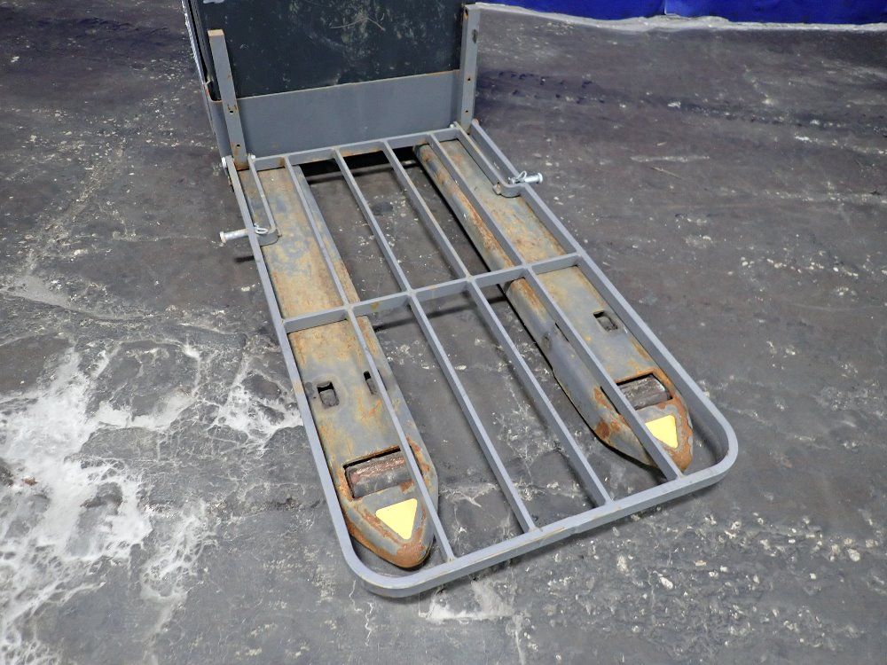 Crown Electric Pallet Jack