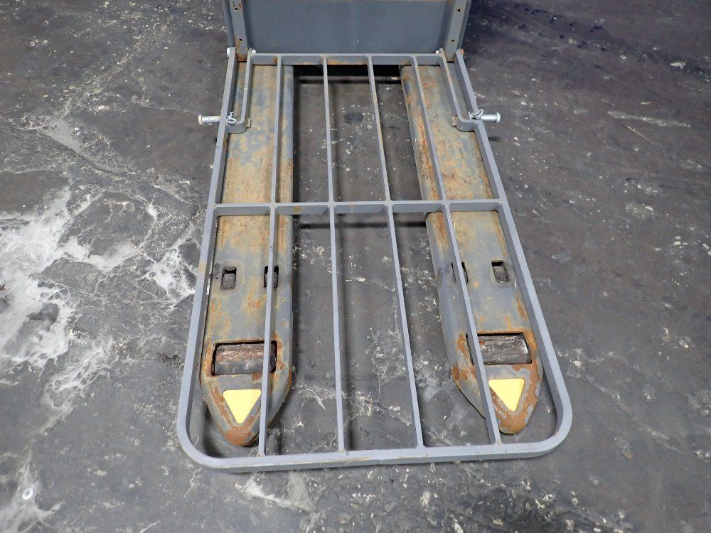 Crown Electric Pallet Jack
