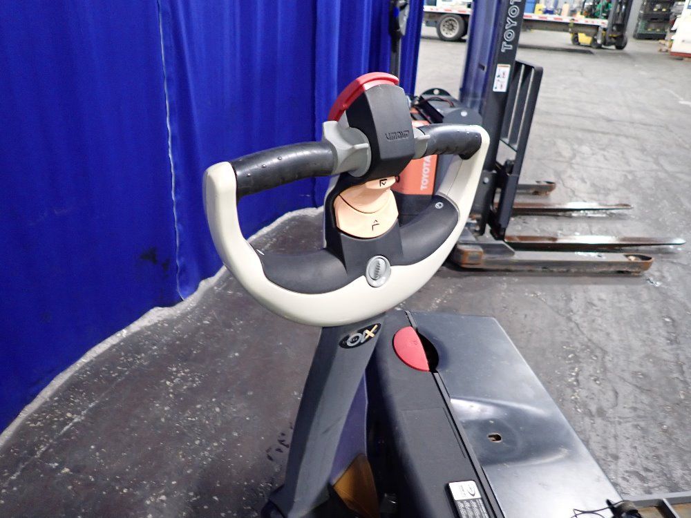 Crown Electric Pallet Jack