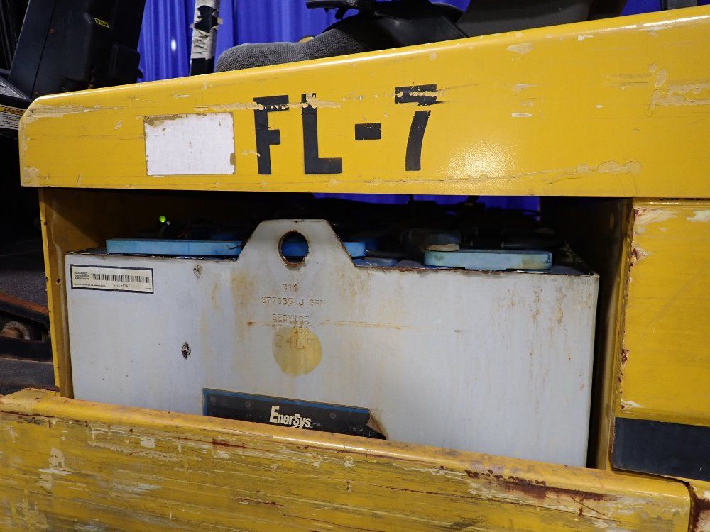 Yale 4000 Lbs Erp040tfn36se082 Electric Forklift - Erp040tfn36se082