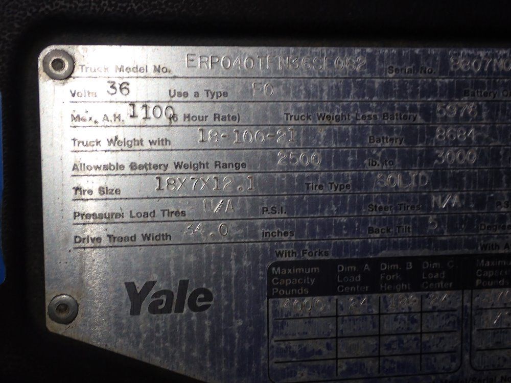 Yale 4000 Lbs Erp040tfn36se082 Electric Forklift - Erp040tfn36se082