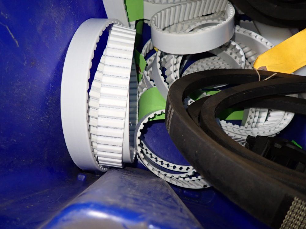  Belts