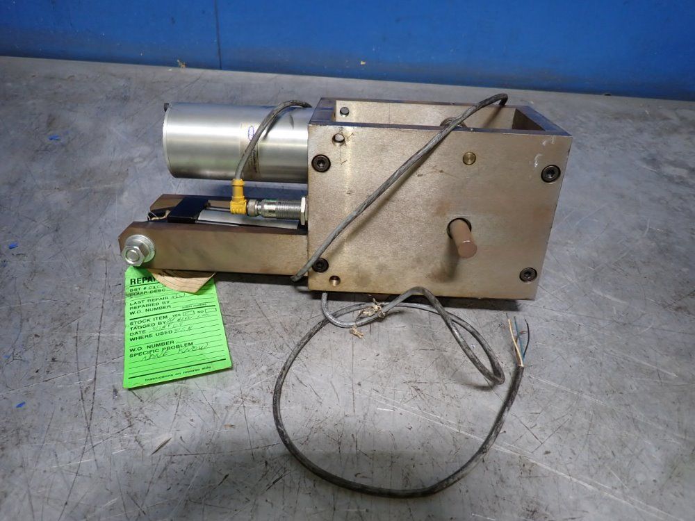  Cylinder