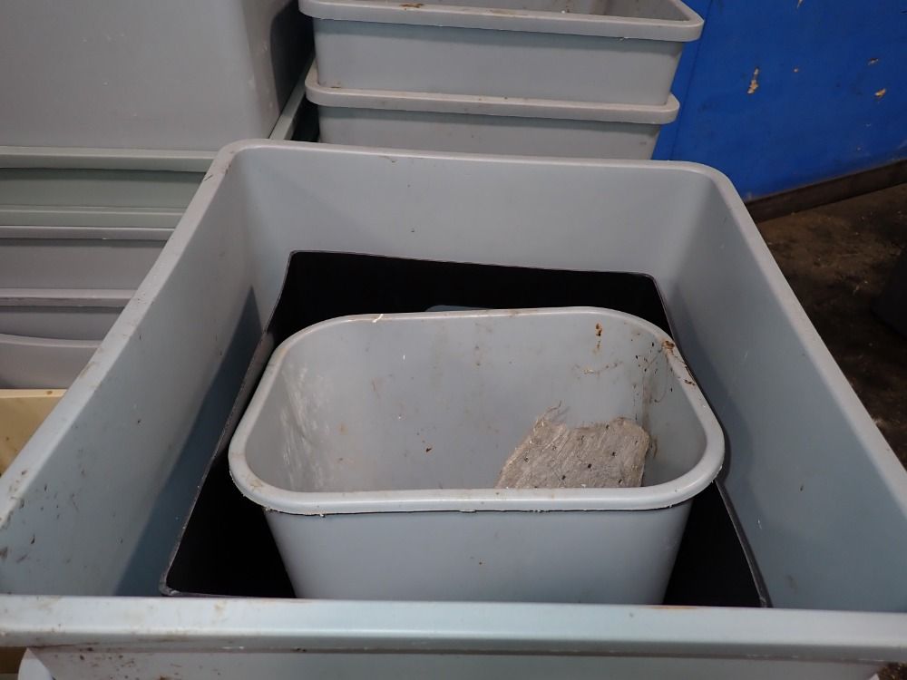  Trash Receptacles