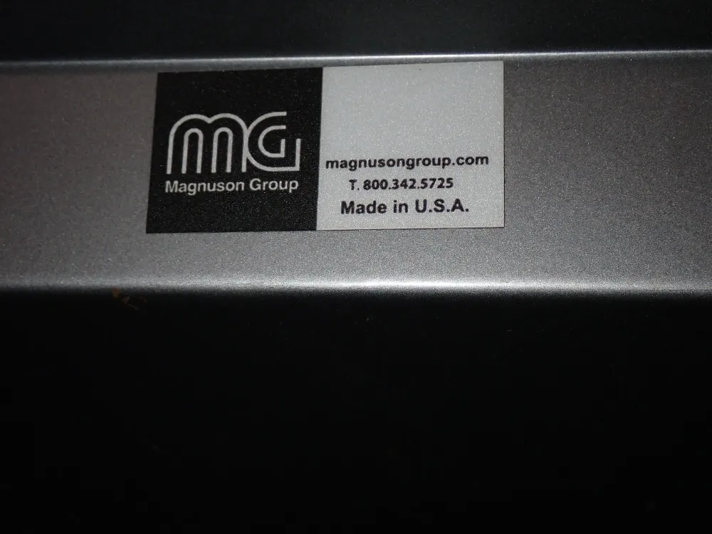 Mg 18" X 9" X 34" Trash Receptacle