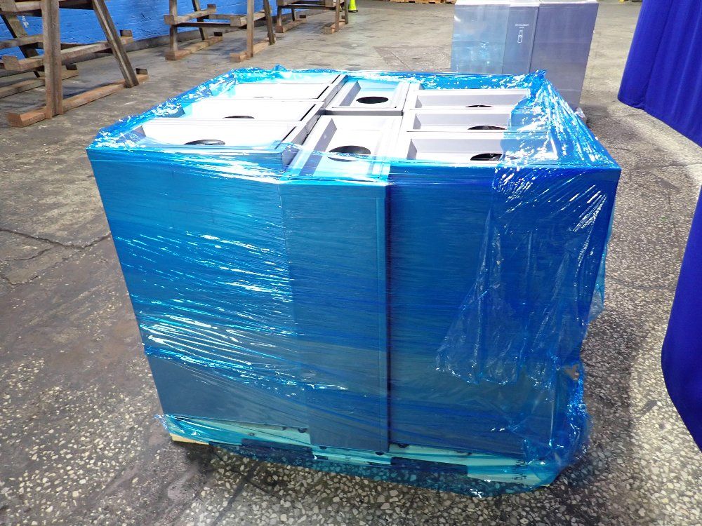  Recycle Receptacles