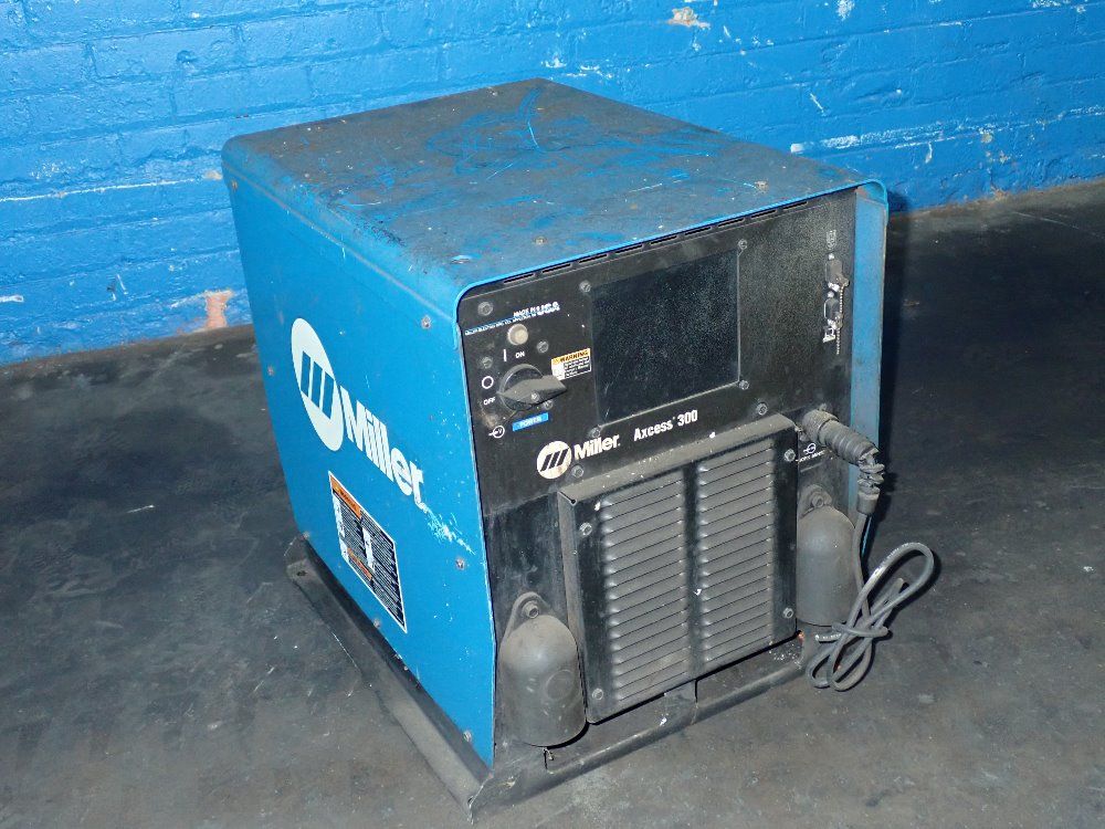 Miller Miller Axcess 300 Welder