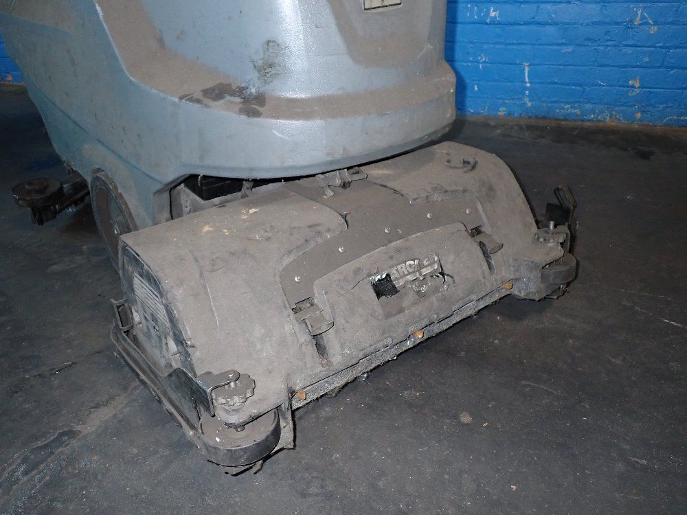 Karcher Floor Scrubber