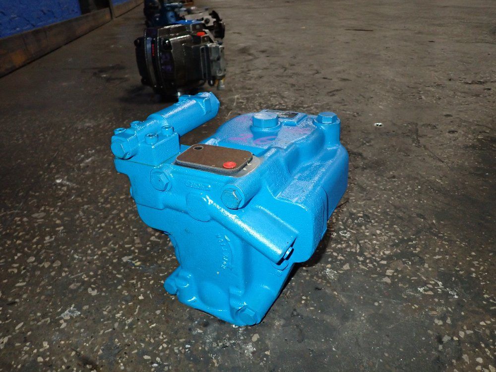  Piston Pump