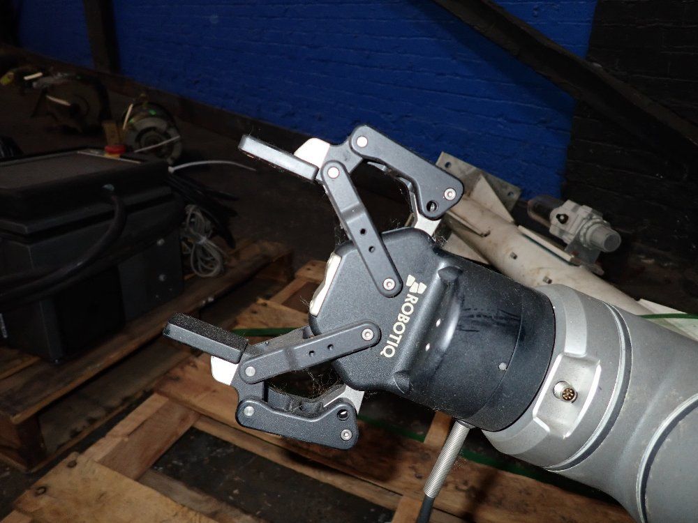 Universal Robots Universal Robots Ur10 Robot
