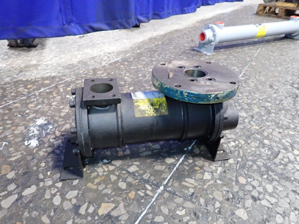 Vickers Oil Cooler Pump
