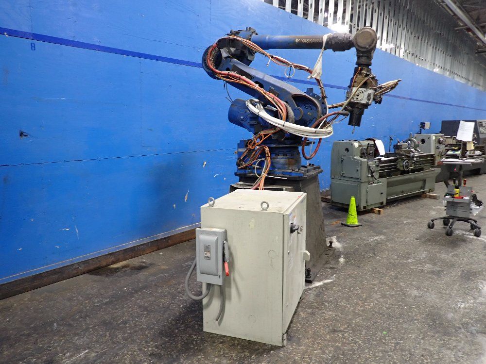 Yaskawa 2013 Yaskawa Mh165100 Robot