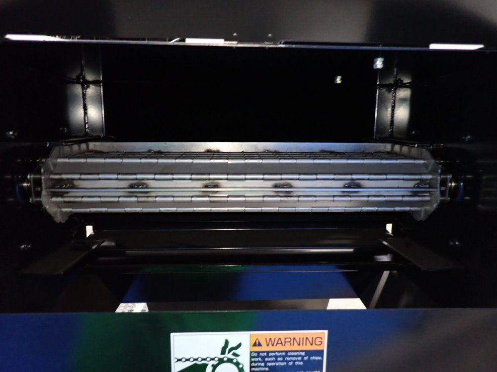Hakusan Hakusan Incline Chip Conveyor