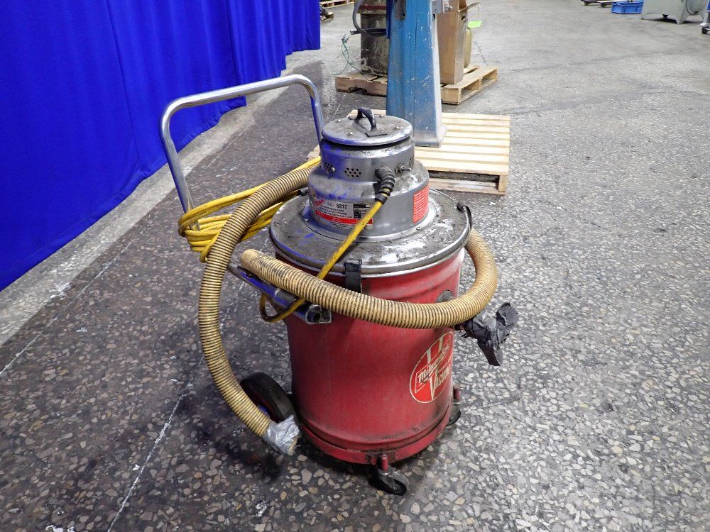 Milwaukee Wetdry Shop Vac