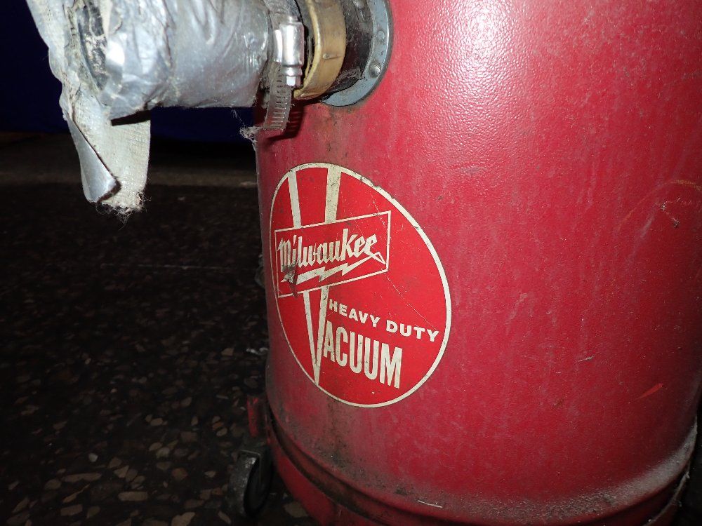 Milwaukee Wetdry Shop Vac