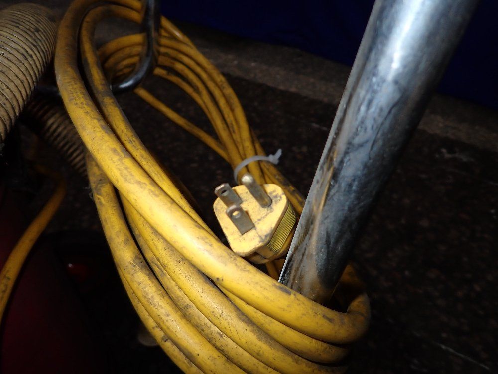 Milwaukee Wetdry Shop Vac