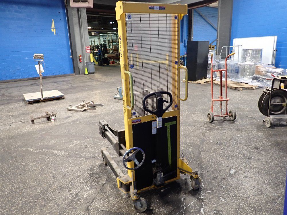 Vestil Drum Lift