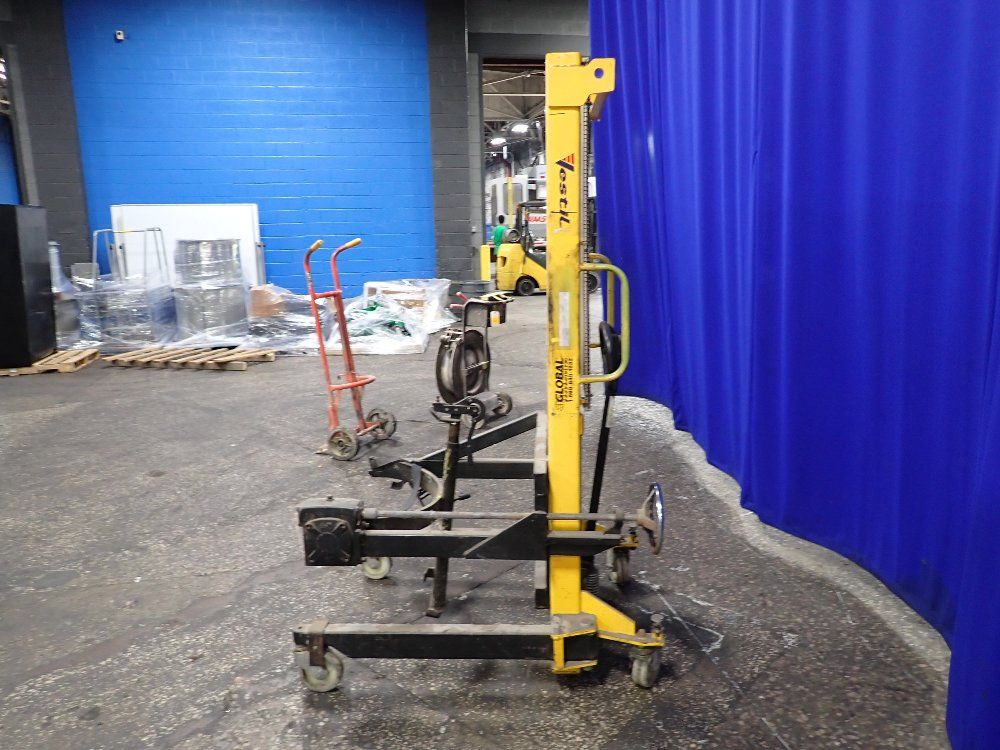 Vestil Drum Lift