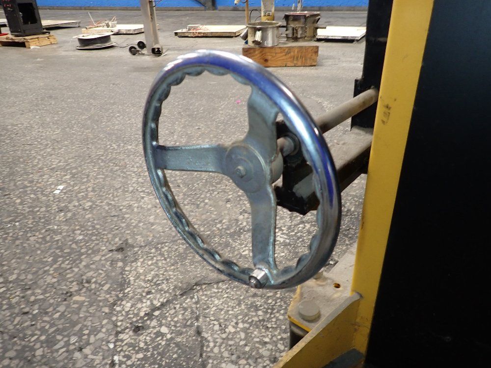 Vestil Drum Lift