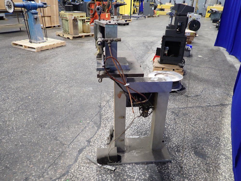 Senco Staple Machine