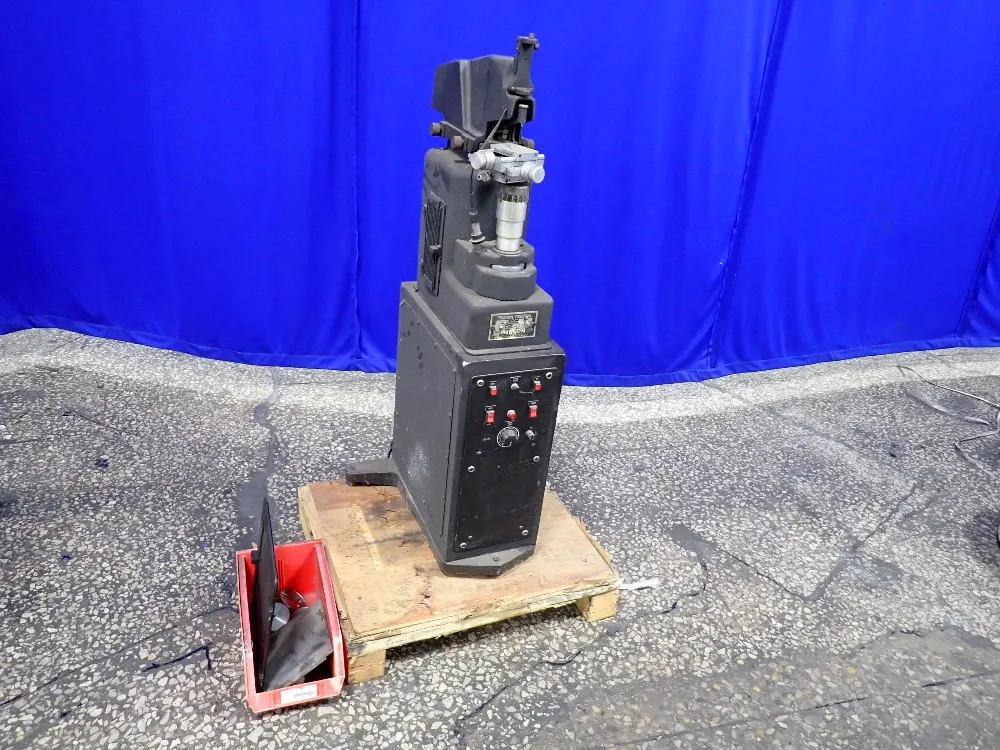 Wilson Tukon Tester
