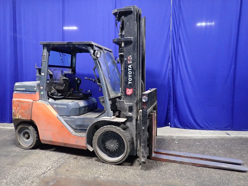 Toyota Toyota 8fgc70u Propane Forklift