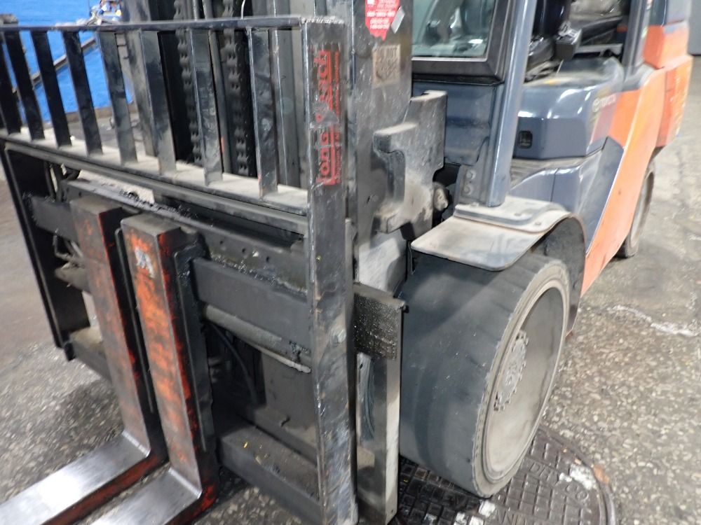 Toyota Toyota 8fgc70u Propane Forklift
